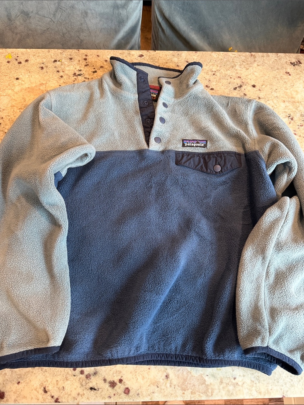 Patagonia synchilla Two-Tone Snap Pullover - Light Gray & Navy Blue